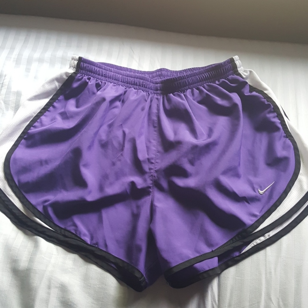 Running shorts